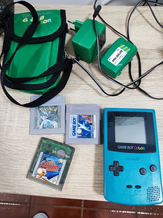 Game Boy color com acessórios, ler descrição