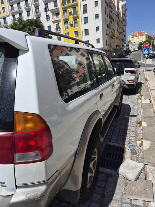 Mitsubishi Pajero Sport Wagon 2.5 TD