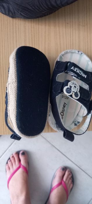 Sandálias Mickey