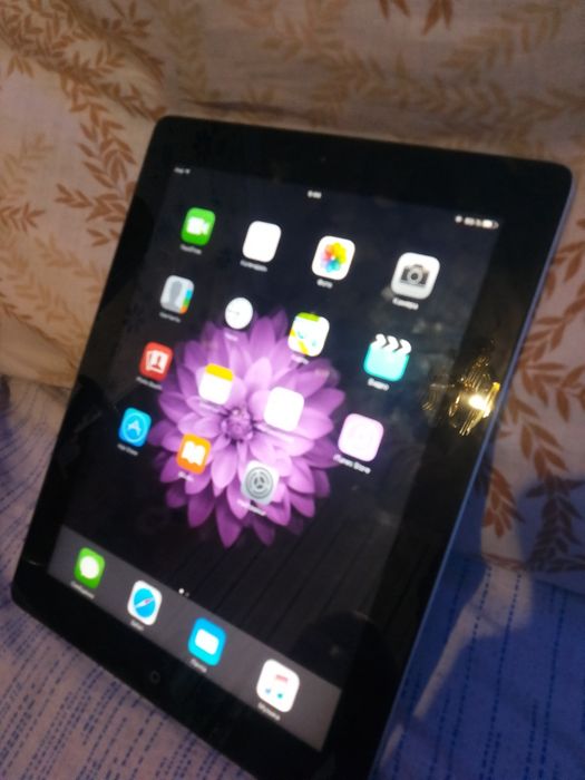 Срочно Продам iPad2 16GB