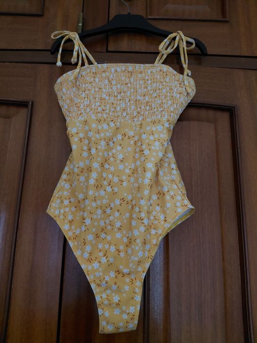 Fato de banho Amarelo e Branco