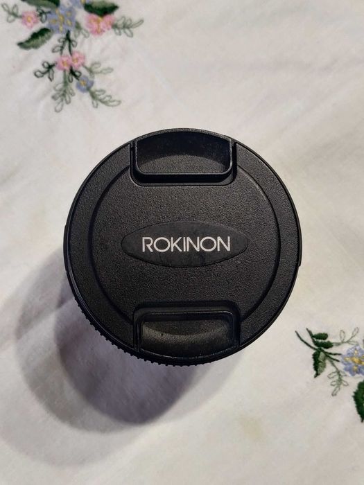 Objetiva Samyang/Rokinon 85mm T1.5 Canon EF