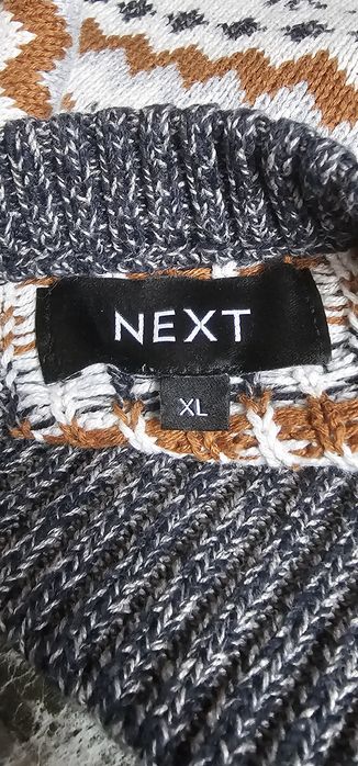 Светр бренду Next