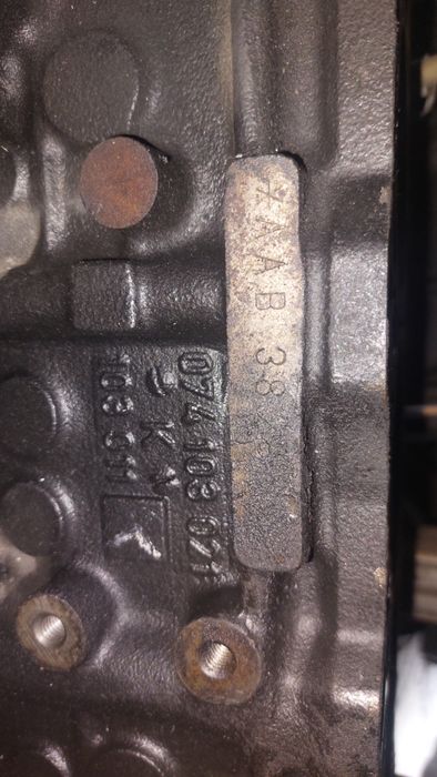 блок двигуна T4 2.4D AAB поршня шатуни