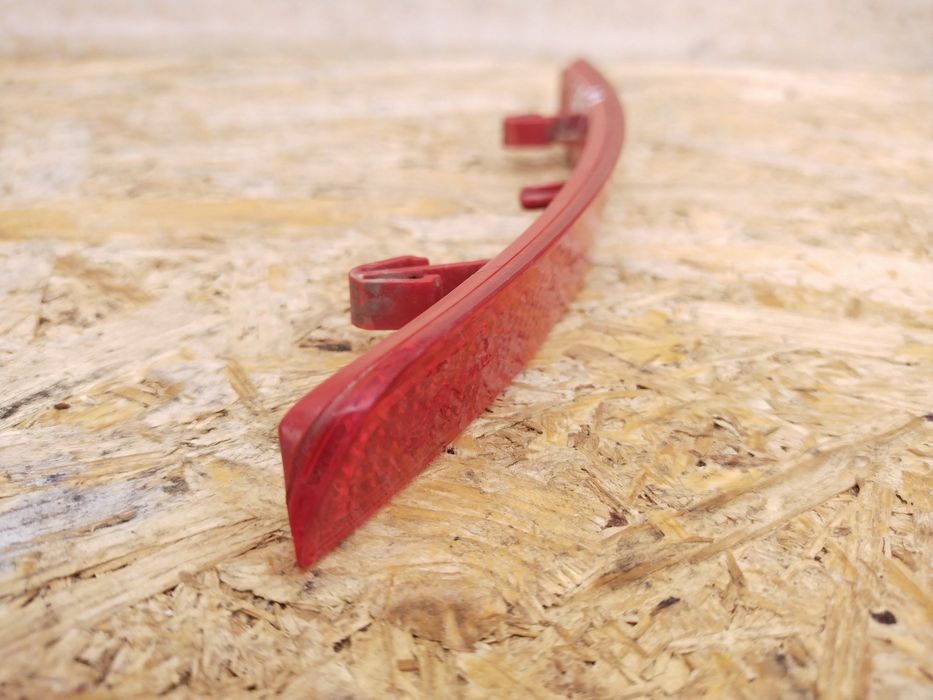 Citroen C5 08-17 седан C3 II Отражатель катафот заднего бампера левый