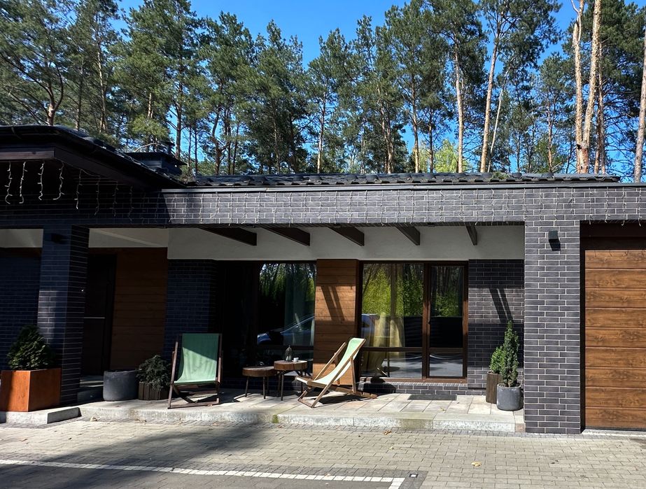 Будинок у найкращій локації Бучі, ділянка 8,5 соток