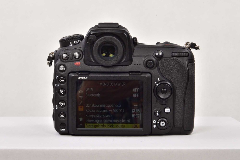 NIKON D500 body  w idealnym stanie, jak NOWY, niski przebieg 29.846 zdjęć