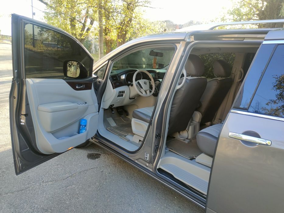 Продам 7-містний мінівен Nissan Quest 2017р.3.5 бензин