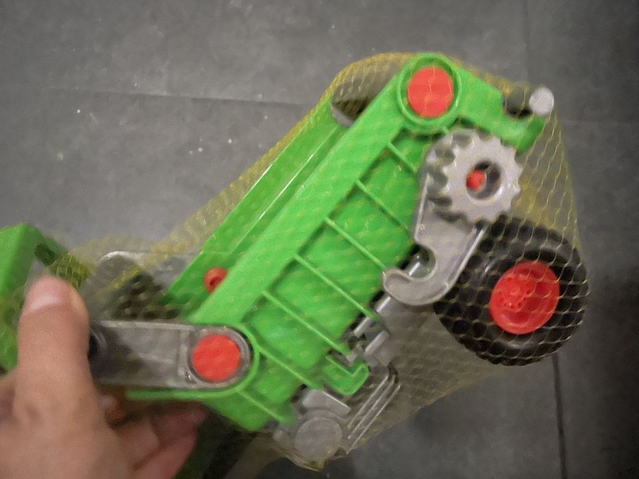 Traktor wader z ładowarką i naczepą nowy