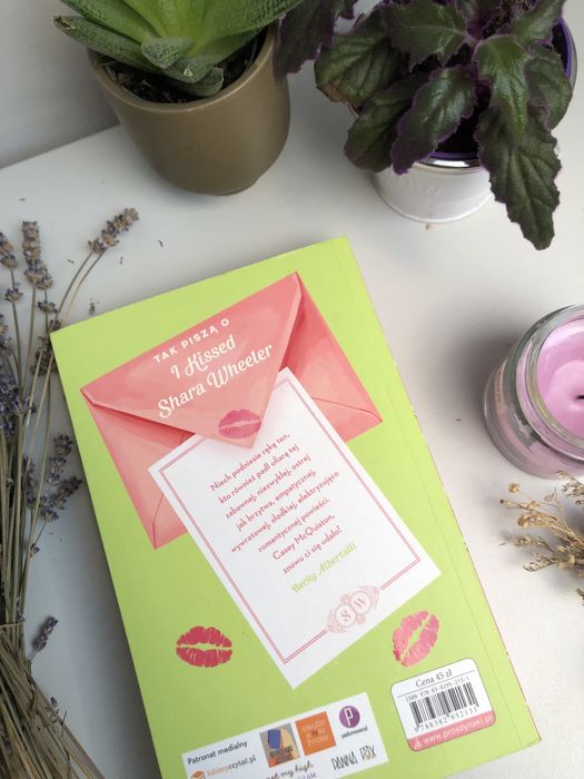 I kissed Shara Wheeler - Casey McQuiston