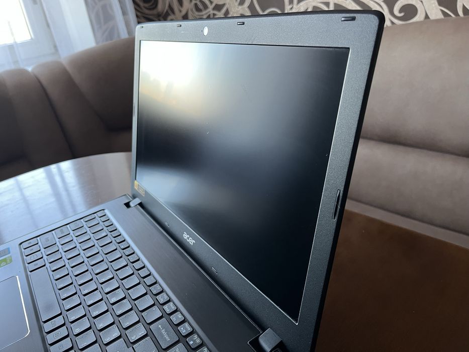 Игровой ноутбук 15.6" Acer Aspire E15 на Intel i7-7500U с Nvidia 940MX / 8ОЗУ / 256SSD / FullHD