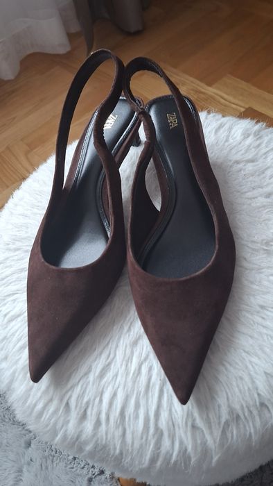 Zamszowe buty zara