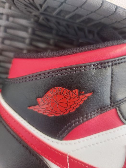 Air jordan vermelhas novas