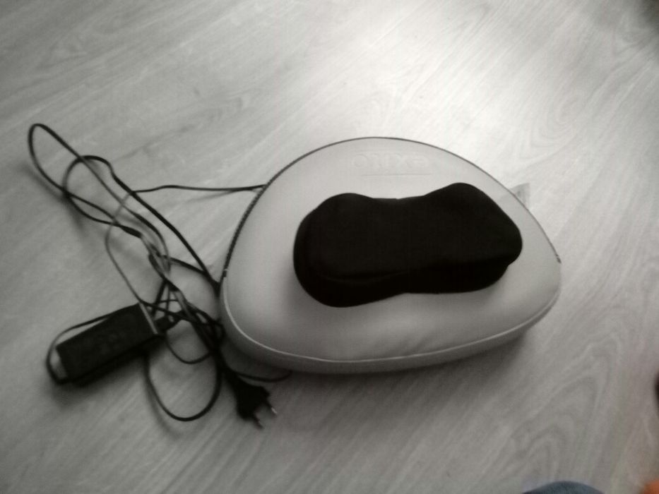 Sprzedam  Masująca poduszka Nowa !