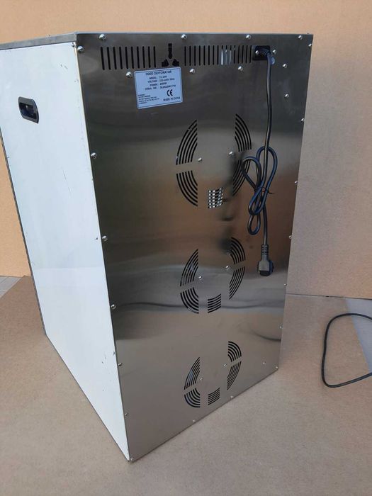 Дегідратор Сушарка для фруктів м"яса 24 секції 3 вентилятори 2 кВт