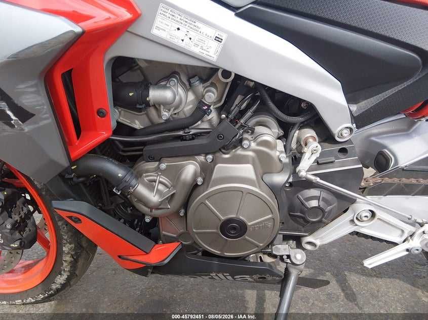 2022 Aprilia Tuono 660
