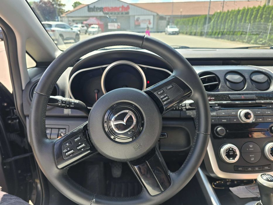 Auto osobowe Mazda