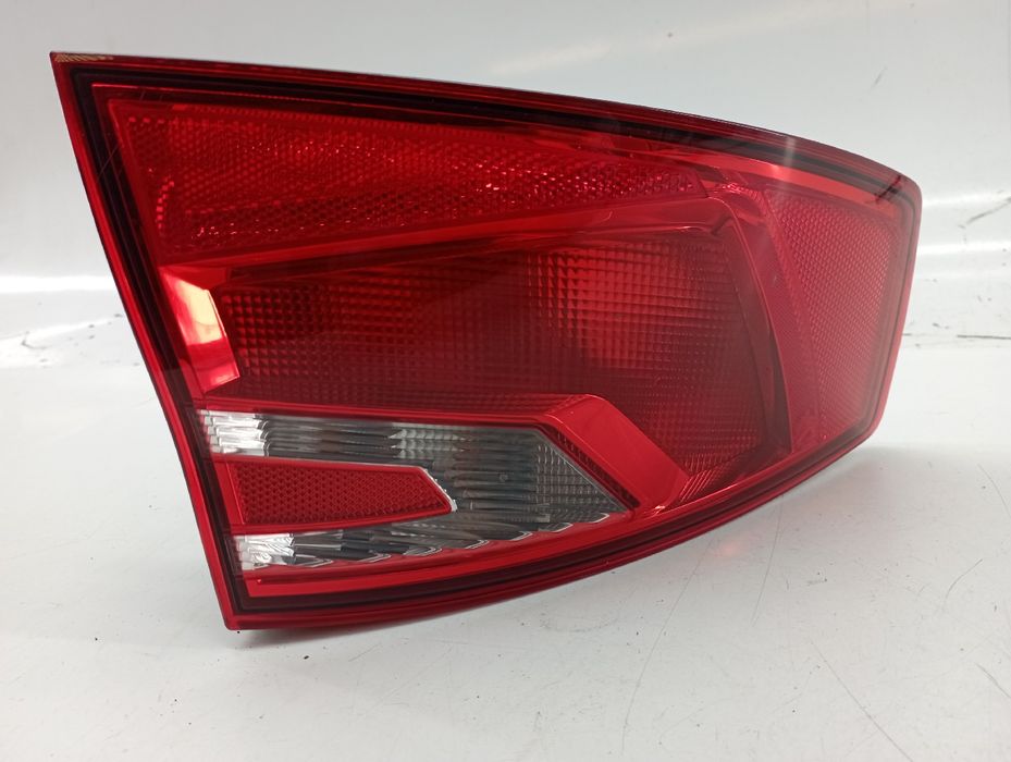 Farolim Stop Esquerdo - SEAT Toledo IV (KG3) | 12 - 19