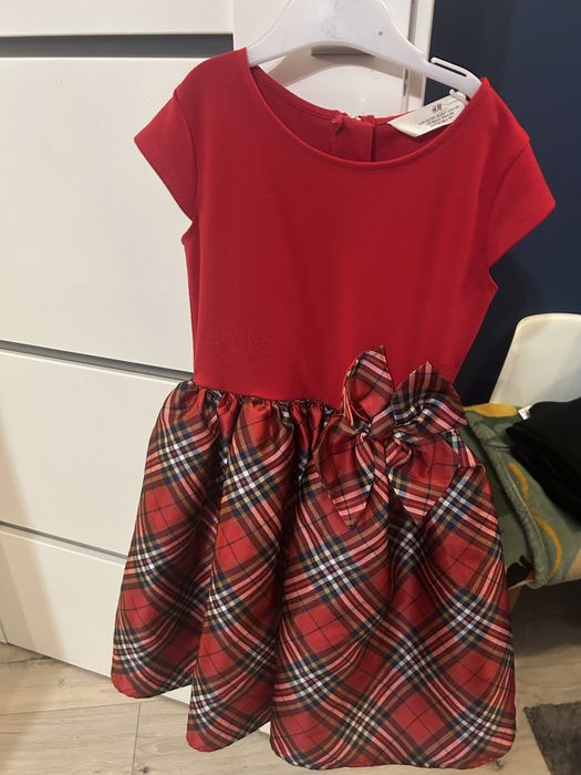 Cudo Sukienks HM 122/128 święta uroczystości