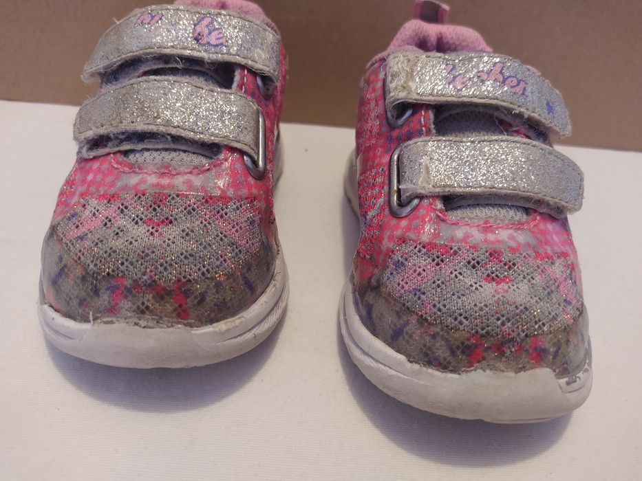 Sapatilhas SKECHERS. Tam. 21