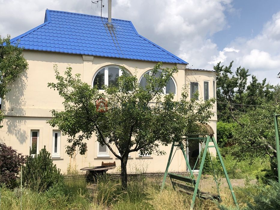 У продажу три будинки на одній ділянці в Обухівці. Ліс Річка 133000$