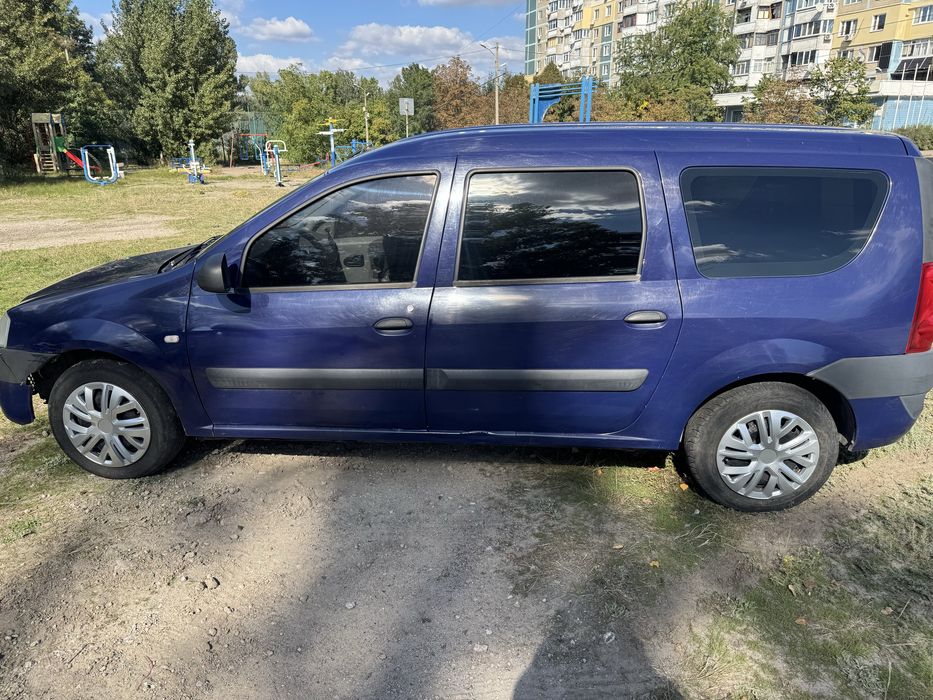 Продам dacia logan mcv 1.4