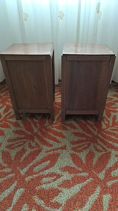 Mesinhas de cabeceira clássicas