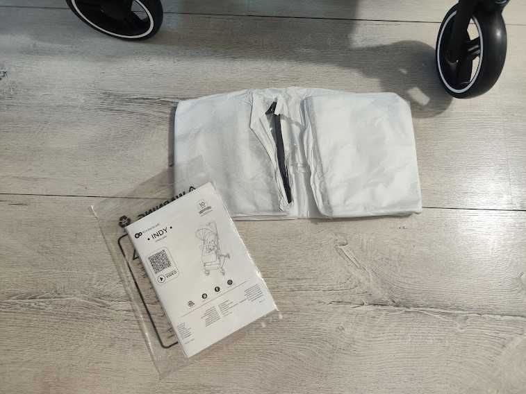 Lekki wózek spacerowy spacerówka Kinderkraft INDY