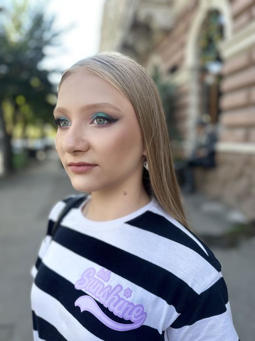 Макіяж .Макіяж .