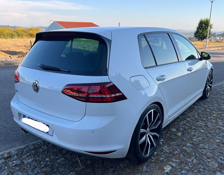 Volkswagen Golf — fotografia 4