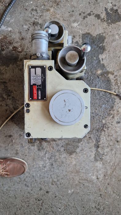 Stół uchylno-obrotowy do frezarki