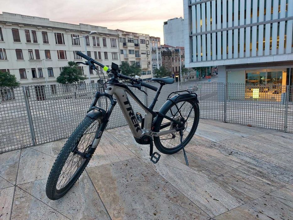 Bicicleta elétrica Trek Powerfly FS 4 Equipped Gen 2 (2022)