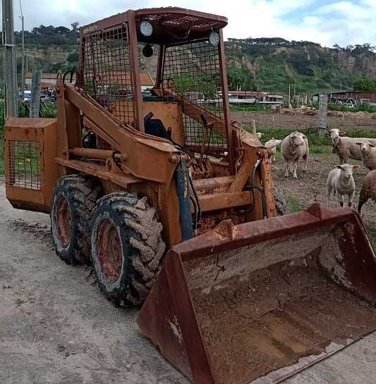 bobcat CASE 1835B UNI-LOADER