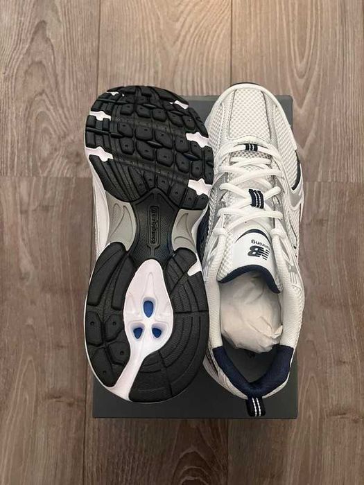 New_Balance_530_White_Silver_Navy R.43