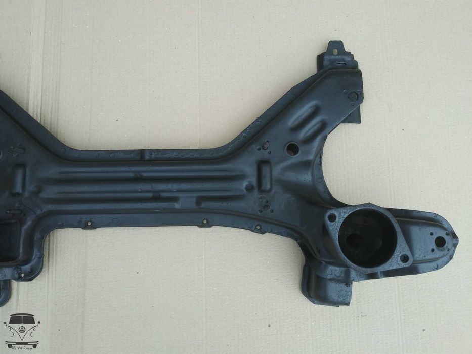 Подрамник балка Гольф 2 3 Венто Сеат Толедо