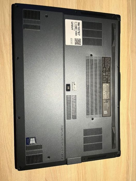 Asus Rog Zephyrus 15.6" 240Hz RTX 2070 8Gb I7-10750H