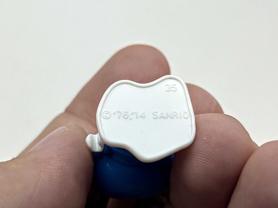 Hello Kitty (Inverno) Mini Boneco Sanrio