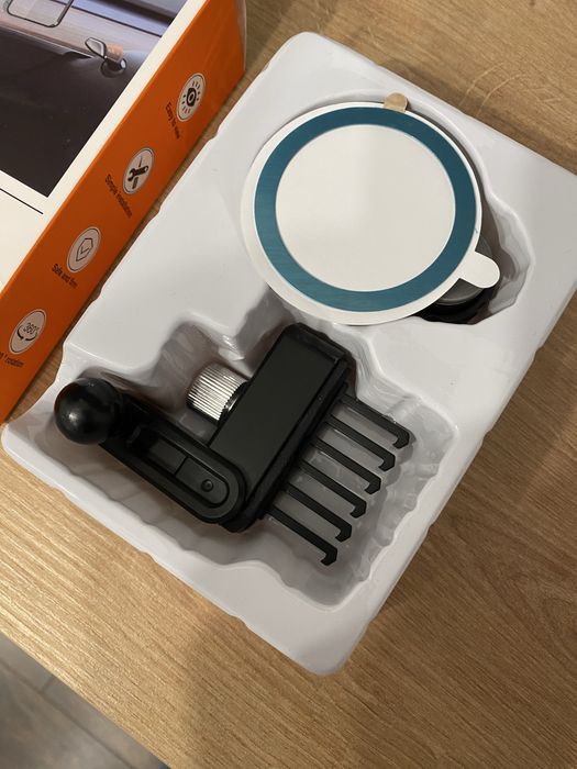 Uchwyt magnetyczny na smartfon do Tesla model 3 lub Y