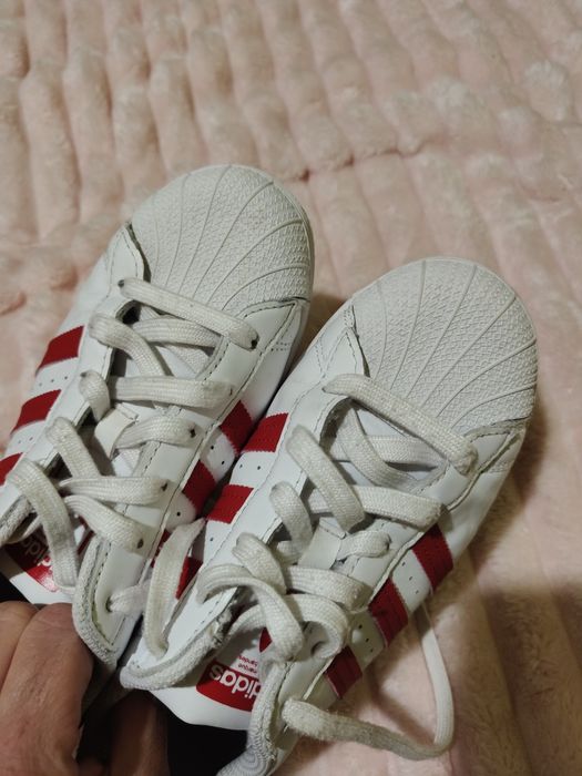 Adidasy super star
