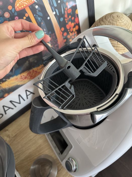 Bimby TM5 + Acessorios + Livro