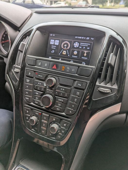 Opel Astra j 1.6 2015