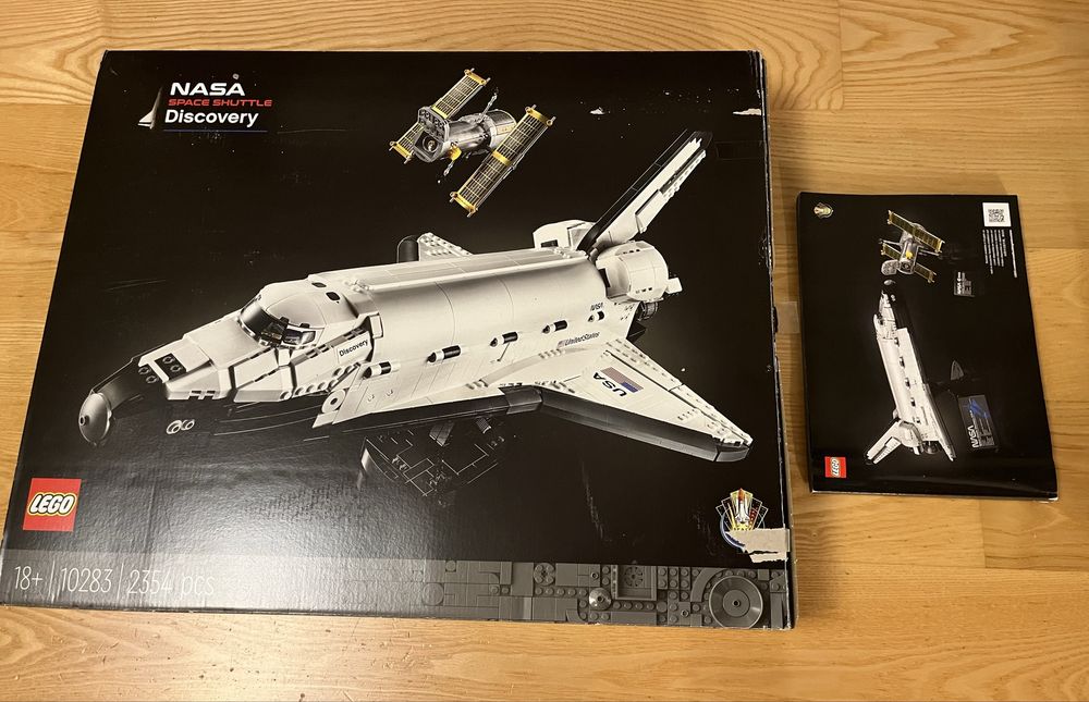 LEGO 10283 Creator Expert - NASA Discovery Space Shuttle