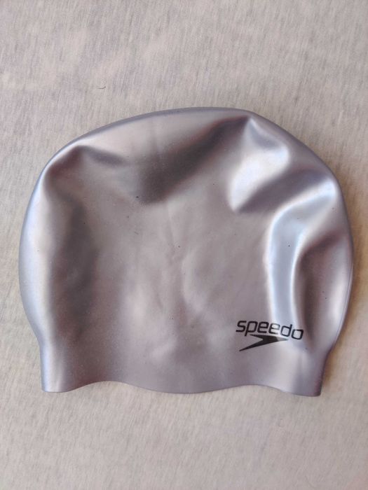 Speedo nowy czepek srebrny