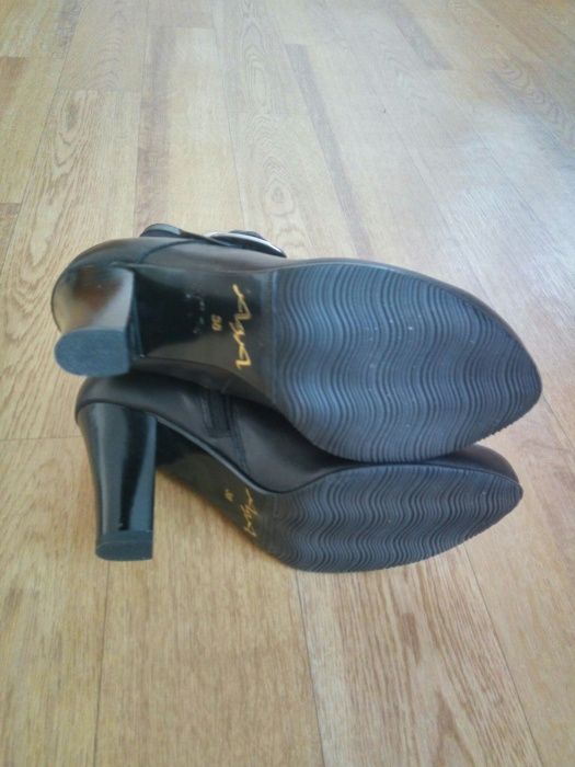 Продам ботильоны