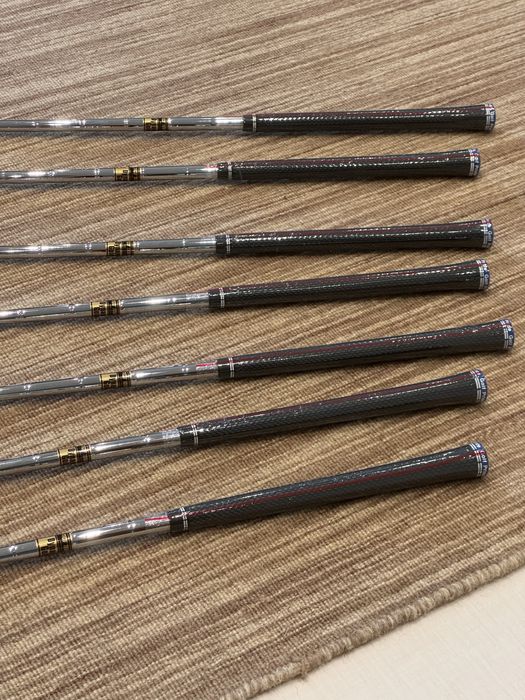 TaylorMade P790 Iron Set – New (Sealed)