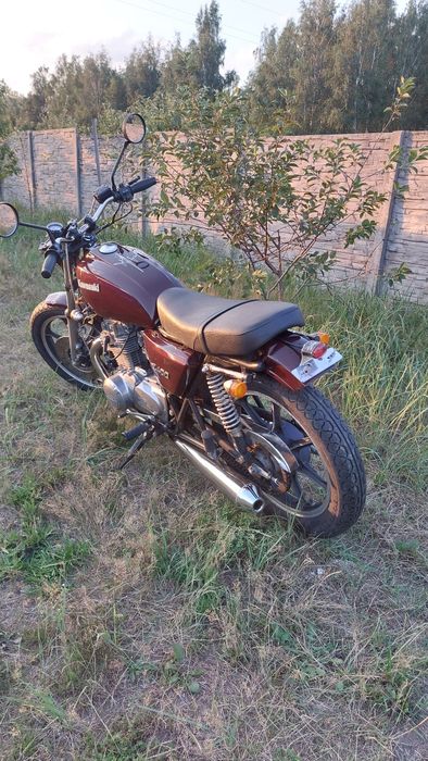 Kawasaki z 400  Brat Style