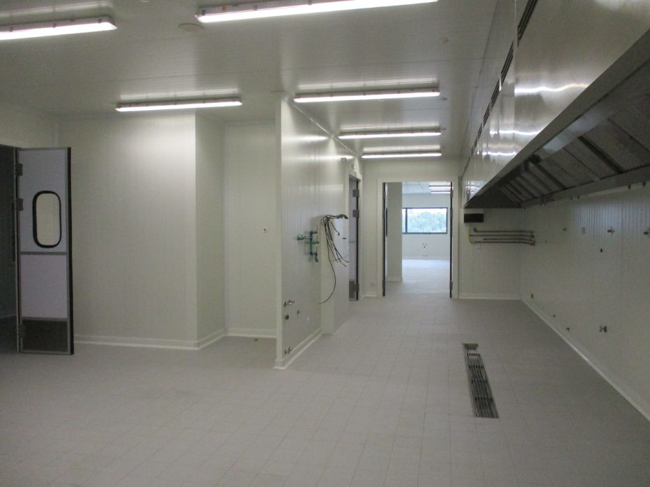 Revestimento de Paredes - Divisorias Modulares