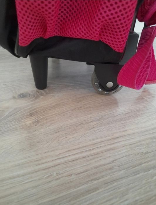 Plecak z kółkami