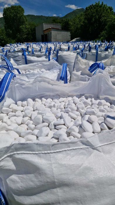 Otoczak miodowy kamień ogrodowy grys złoty kora granit ogród Thassos