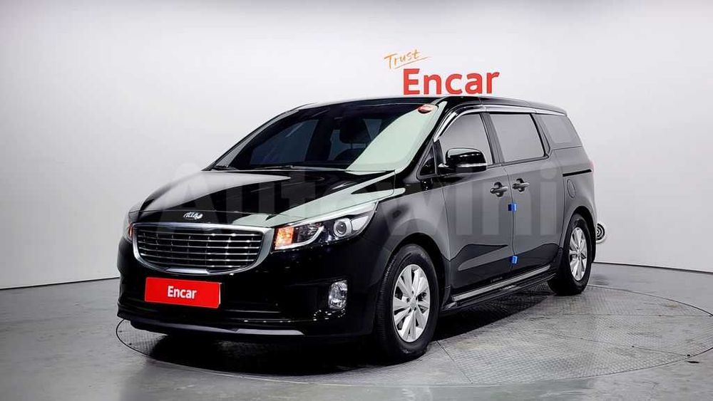 Дизельна Kia Carnival / 2018року